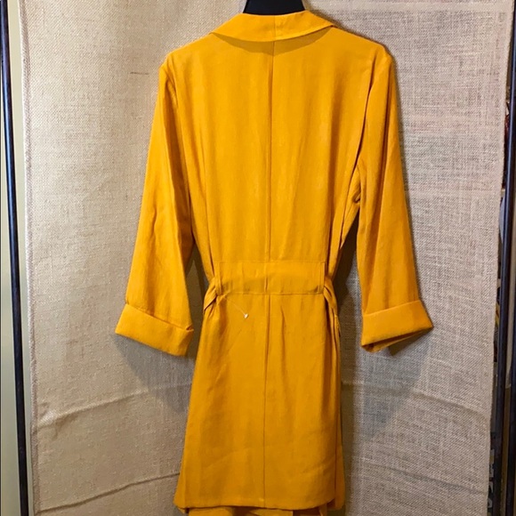 T Tahari Shawl Collar Jacket - Picture 4 of 12